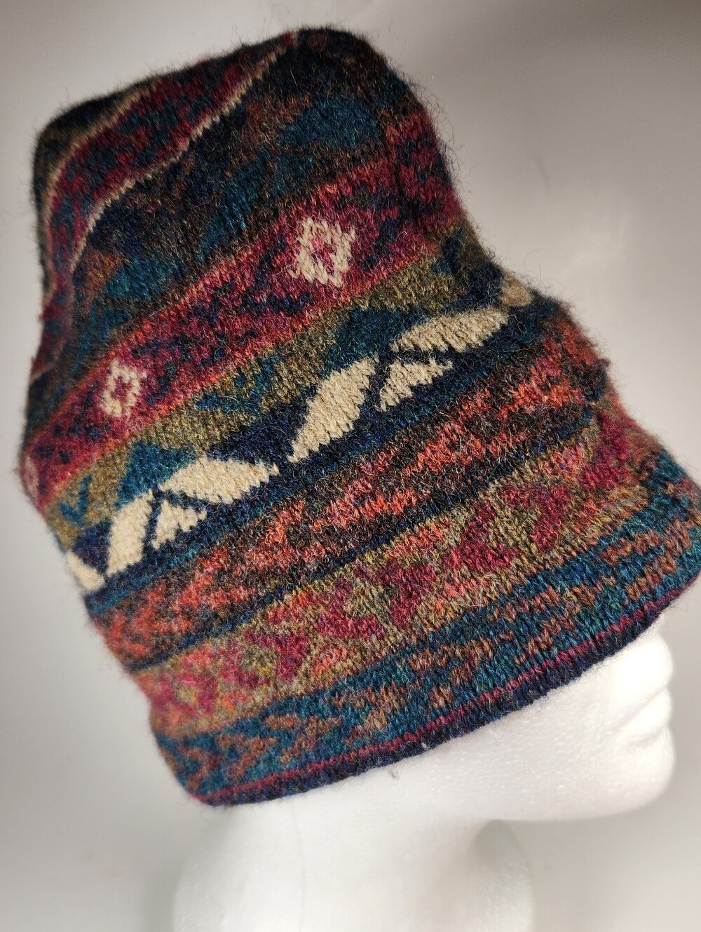 ICELANDIC DESIGN Beanie Hat Cap 100% Wool Ski Winter Lined